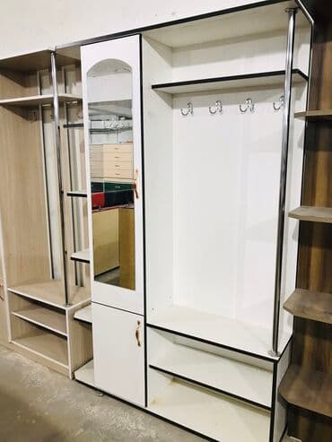 куплю кухонный шкаф: Прихожие 
В наличии и на заказ 
Любая рассветка — 1