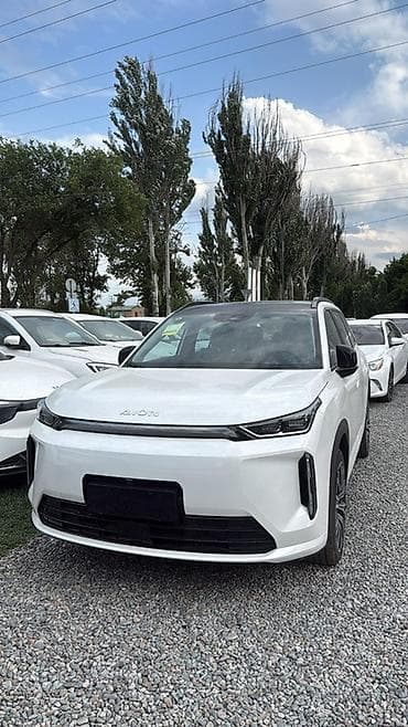 byd e3: BYD : 2026 г., Электромобиль, Кроссовер — 2