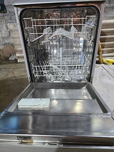 Техника жана электроника: Посудомоечная машина Beko, полноразмерная (60 см), серебристый цвет — 2