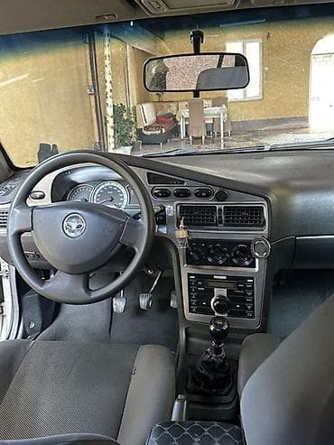 byd e5: Daewoo Nexia: 2012 г., 1.6 л, Механика, Бензин, Седан — 8