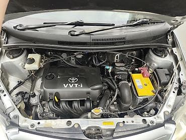 японка машина: Toyota Ist: 2002 г., 1.3 л, Автомат, Бензин, Хэтчбэк — 10