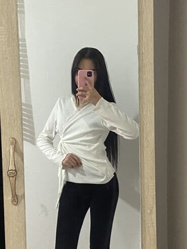 свадебные платья в бишкеке цены на прокат: Черный свитер
Размер-S
Цена:499с
белый лонгслив 
Размер-М
Цена:399с — 3