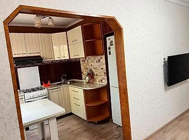 Батирлер: 3 бөлмө, 58 м², 7-мкр 104-серия, 1 кабат — 2