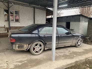 Продажа авто: Mercedes-Benz E-Class: 1999 г., 4.3 л, Автомат, Бензин, Седан — 3