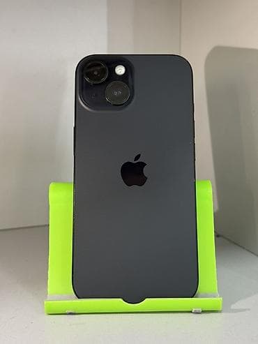 IPhone 15, Б/у, 128 ГБ, Черный, Защитное стекло, Чехол, 84 %