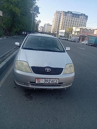 Toyota Corolla: 2004 г., 1.8 л, Механика, Бензин, Седан