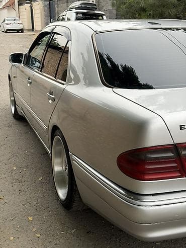 90: Mercedes-Benz E-Class: 1998 г., 4.3 л, Автомат, Бензин, Седан — 8