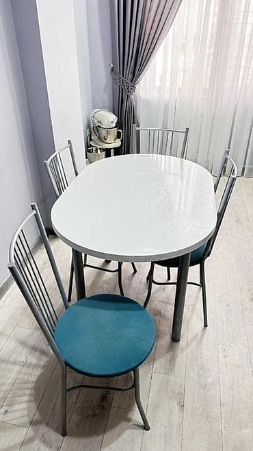 стол кухонный круглый: Кухонный стол и стул, цвет - Белый — 1