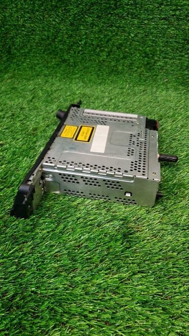 e46: Аудио магнитола BMW 3 E46 б/у. 2002 год, ОЕМ: В отличном состоянии — 3