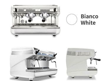 оборудование бизнес: Продаётся комплект профессионального оборудования: 	•	Кофемашина Nuova — 3