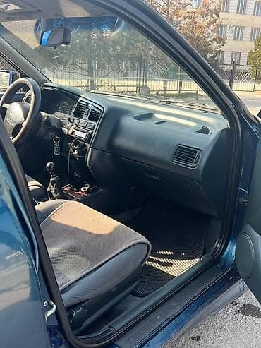 Продажа авто: Nissan Primera: 1999 г., 1.6 л, Механика, Бензин, Седан — 6
