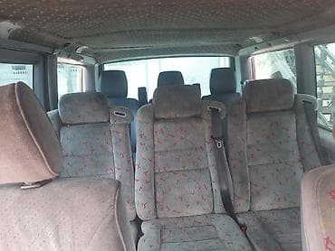 спартивный одежда: Mercedes-Benz Vito (W638) серебристого цвета, цельнометаллический — 2