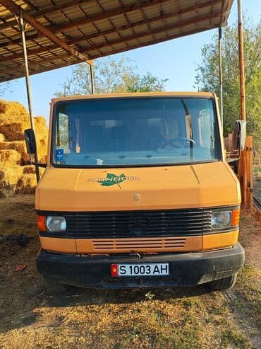 дом на колесо: Грузовик, Mercedes-Benz, Дубль — 1