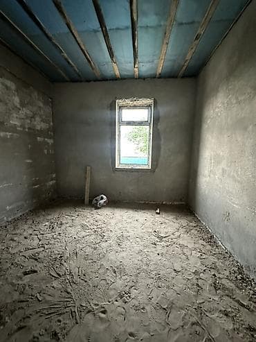 Кыймылсыз мүлк: 📍 В Сокулуке в районе Церкви, продаётся дом на стадии ПСО. 🏡Площадь — 8