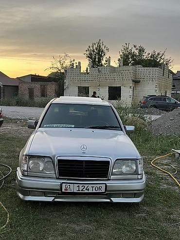 Mercedes-Benz W124: 1995 г., 3.2 л, Автомат, Бензин, Седан — 5