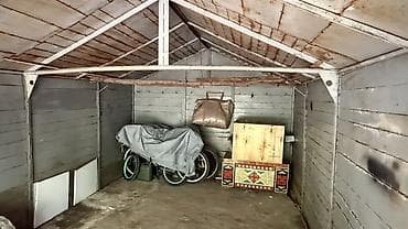 дом м: Металлический гараж - длина 5,7 метр - ширина 3 метр - высота 1,8 метр — 4