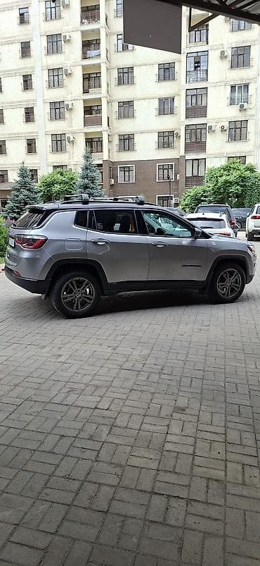 Jeep Compass: 2021 г., 2.4 л, Автомат, Бензин, Внедорожник — 2