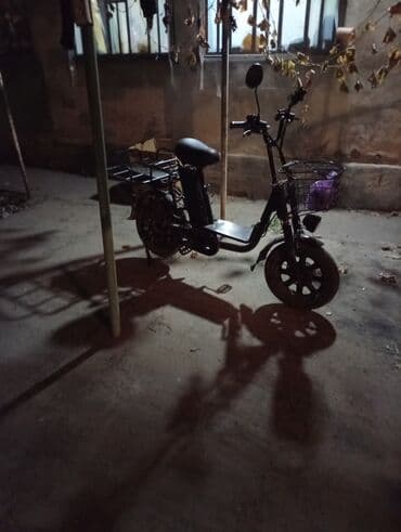 защитное стекло на мотоцикл: Электрический скутер/мопед городского типа - Прочная рама, дорожные — 2