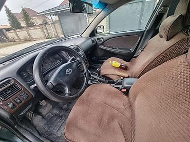 rf 2: Toyota Avensis: 2000 г., 2 л, Механика, Бензин, Седан — 6