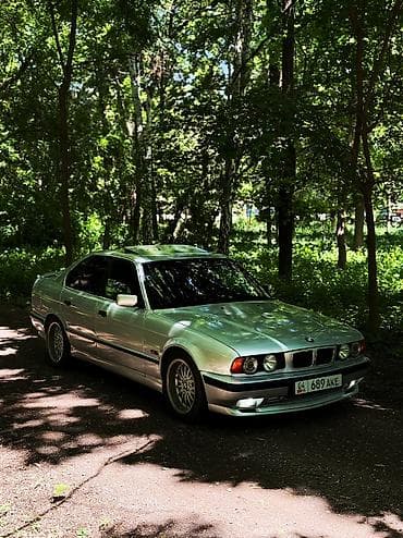 Унаа сатуу: BMW 5 series: 1995 г., 2.5 л, Кол менен иштөөчү, Бензин, Седан — 3