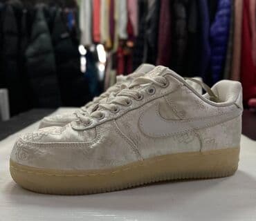 продам обувь: Кроссовки оригинал, из Европы Секонд хенд Сокулук. Кроссовки — — 26