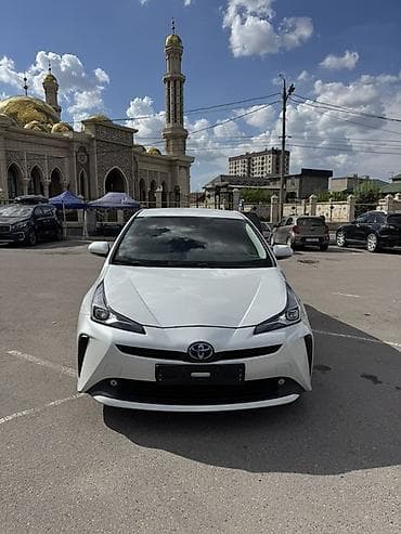 чехол на приус: Toyota Prius: 2020 г., 1.8 л, Автомат, Гибрид, Хэтчбэк — 2