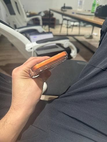 samsung not 10plus: Яркий защитный чехол для смартфона с поддержкой MagSafe (оранжевый) — 5