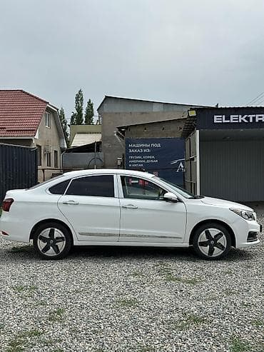 wuling mini ev: Dongfeng : 2022 г., 0.1 л, Автомат, Электромобиль, Седан — 7