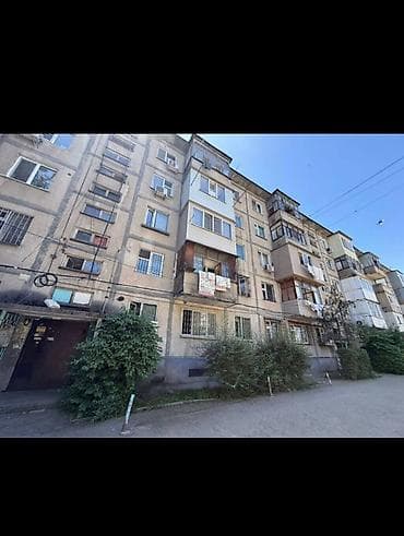 8 мкр: 1 комната, 31 м², 104 серия, 1 этаж — 1