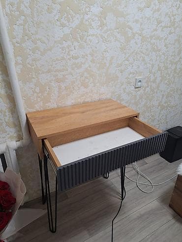 Ремонт и строительство: Компактный консольный стол с выдвижным ящиком - Стиль — 2