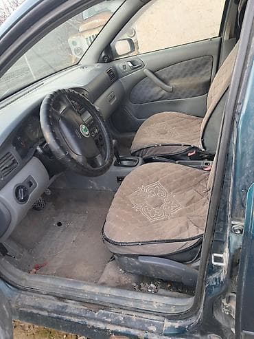 Skoda: Skoda Octavia: 2004 г., 1.8 л, Автомат, Бензин, Седан — 5