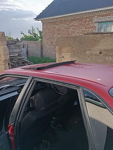 другие детали кузова: Audi 80: 1992 г. — 8