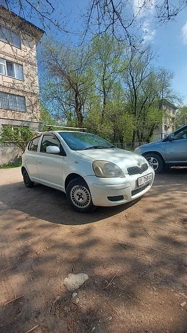Toyota Vitz: 2004 г., 1.3 л, Вариатор, Бензин, Хэтчбэк at lalafo.kg Toyota Vitz: 2004 г., 1.3 л, Вариатор, Бензин, Хэтчбэк