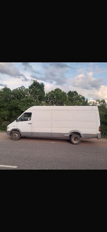 жак бу: Жеңил жүк ташуучу унаа, Mercedes-Benz — 2