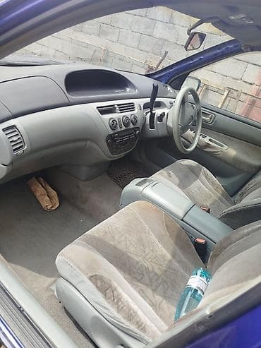 Продажа авто: Toyota Vista: 1998 г., Универсал — 2
