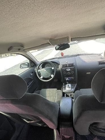 mini v: Ford Mondeo: 2003 г., 2.5 л, Механика, Бензин, Универсал — 9