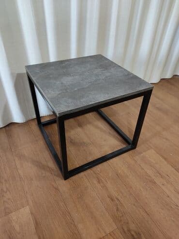 купить офисный стол бу: Журнальный столик 50х50х45 цемент ТЕМНЫЙ

Эмерек 312
Мебель
Стол
Лофт — 1