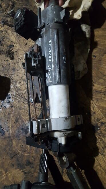 focus: Ford Focus рулевой механизм замок зажигания год2оо8 — 1