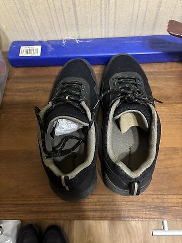 трекинг обувь: Мужские кроссовки, 43, Outventure, Б/у, цвет - Черный — 2