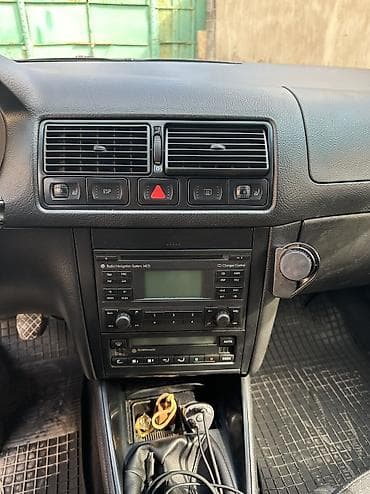 фары на вольво: Volkswagen Golf: 2003 г., 1.9 л, Ручные, Дизель, Универсал — 5