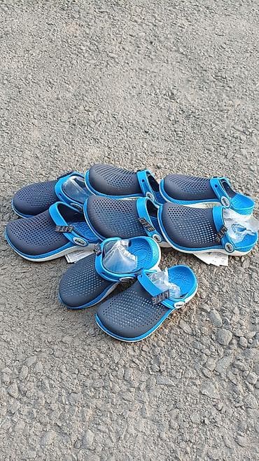 крокус тапочка: Сабо, 33, Crocs, Новый, цвет - Голубой — 1