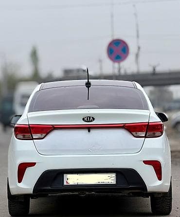 235 60 19: Kia Rio: 2019 г., 1.6 л, Автомат, Бензин, Седан — 5