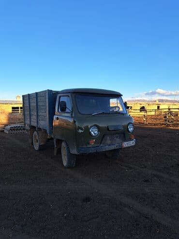 левый автомат: УАЗ : 1987 г., Механика, Бензин, Пикап — 1