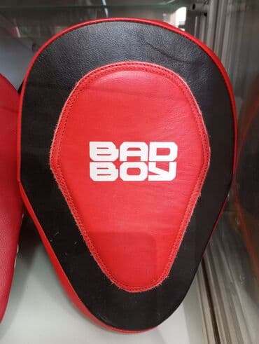 спортивное оборудование: Лапы оптом и в розницу -Футбольная форма -Футбольные мячи для — 4