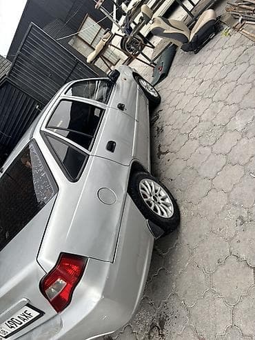 geely galaxy e5: Daewoo Nexia: 2010 г., 1.6 л, Механика, Седан — 8