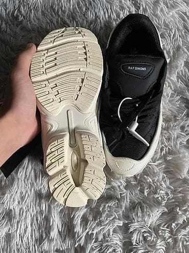 43: Мужские кроссовки, 36.5, 37, 37.5, Adidas, Новый, цвет - Черный — 3