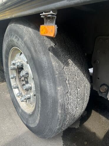 кемпинг дом на колесах: Прицеп, Schmitz Cargobull, Тентованный, от 12 т, Б/у — 16