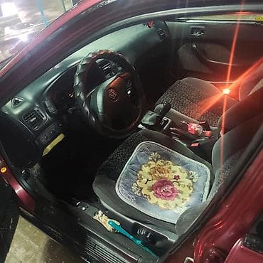 step 2: Honda Accord: 1993 г., 2 л, Ручные, Бензин, Седан — 4