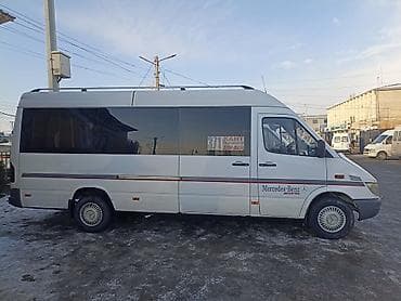 авто в такси: Mercedes-Benz Спринтер: 2006 г., 2.2 л, Механика, Дизель, Бус — 10