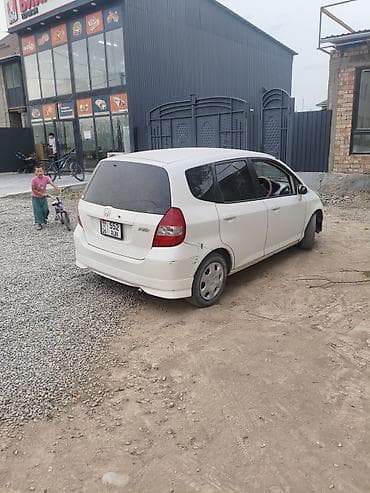 фит богаж: Honda Fit: 2003 г., 1.3 л, Вариатор, Бензин, Хэтчбэк — 3
